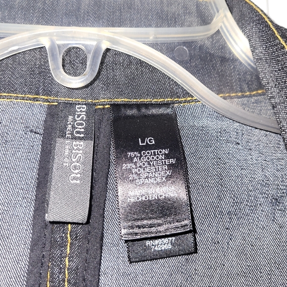 Bisou Bisou Denim Jacket, sz Lrg - Picture 3 of 3